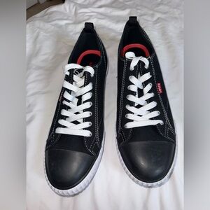 NWT Levi's Black Canvas Sneakers black size 13